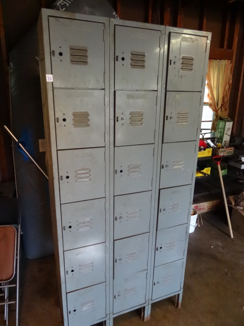 18 Door Metal Locker 36 X 15 X 78