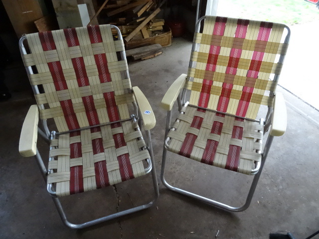 Pair of Aluminum Lawn Chairs Fold Up
