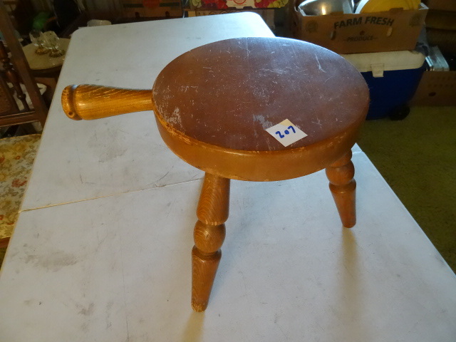 Milking Stool with Handle