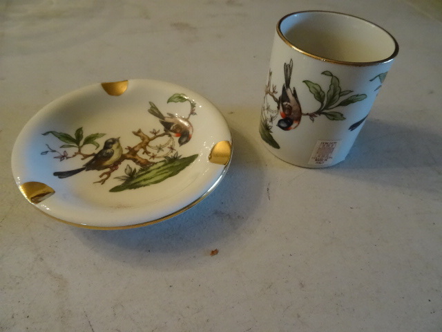 China Ashtray and Cigarette Holder