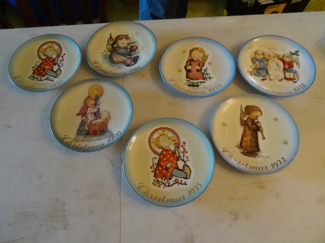 Hummel Berta Christmas Plates Qty 7