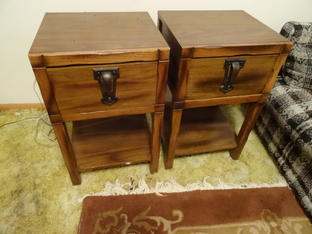 2 End Tables With Drawer 16 X 15 X 26
