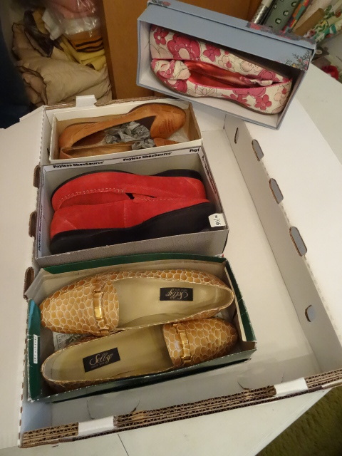 Misc Womans Loafers 9-10