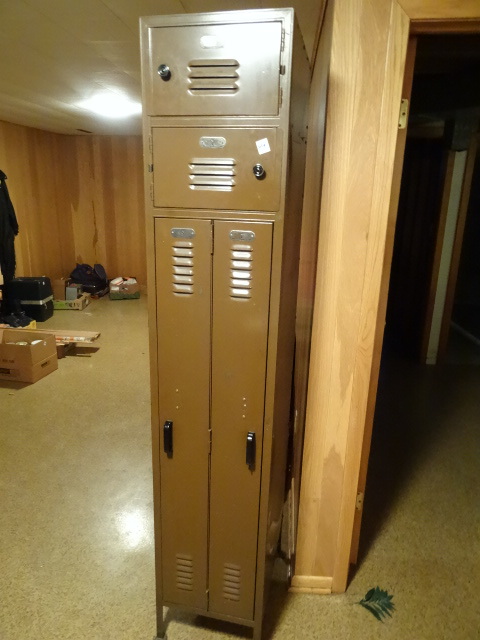 Vintage Locker 2 Long Doors, 2 Top Doors