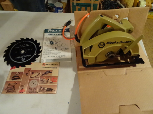 7 14 Circular Saw New in Box