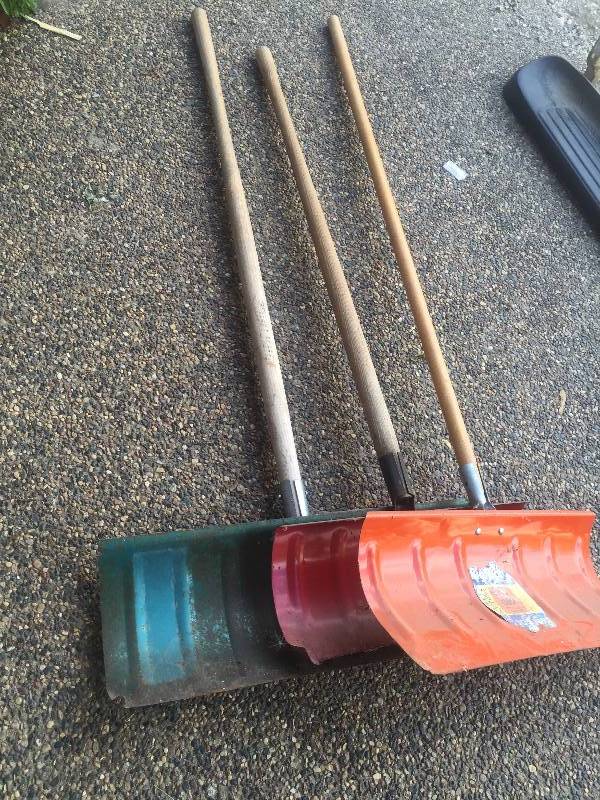 THREE SHOVELS