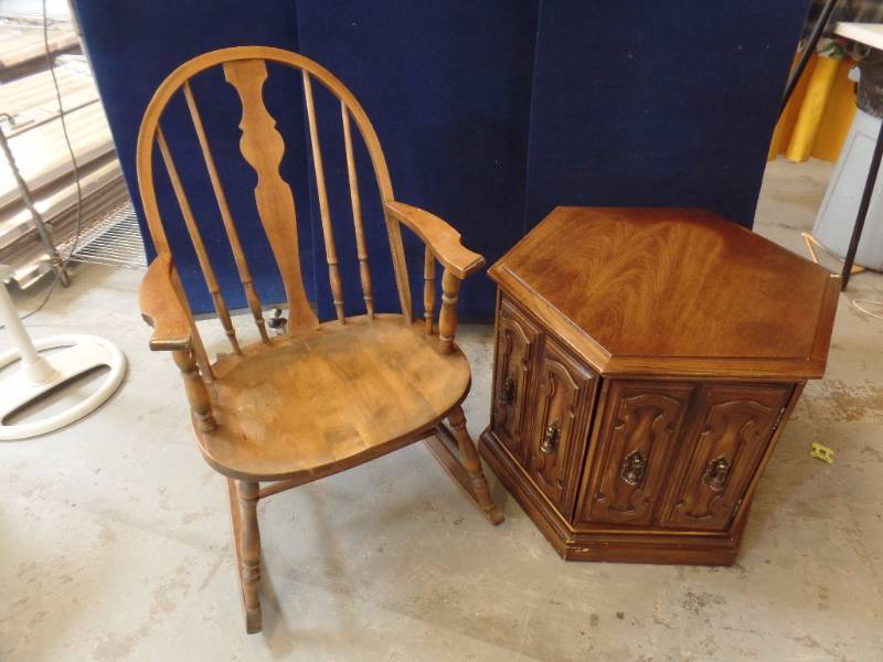 Accent Table and Rocker