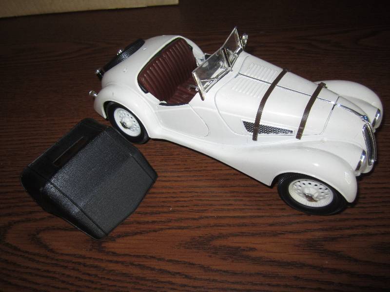 lot 37 image: Replica 1940 BMW 328 118 scale ...