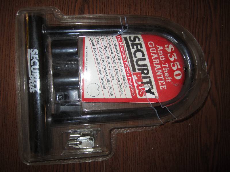 lot 47 image: Security plus bike lock...