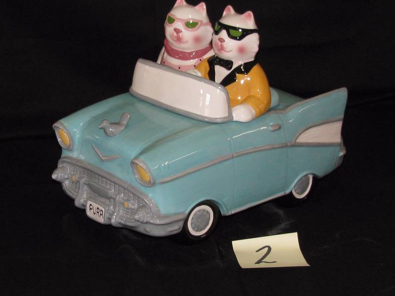 lot 2 image: Clay Art Cruisin Cats 57 Cookie Jar
