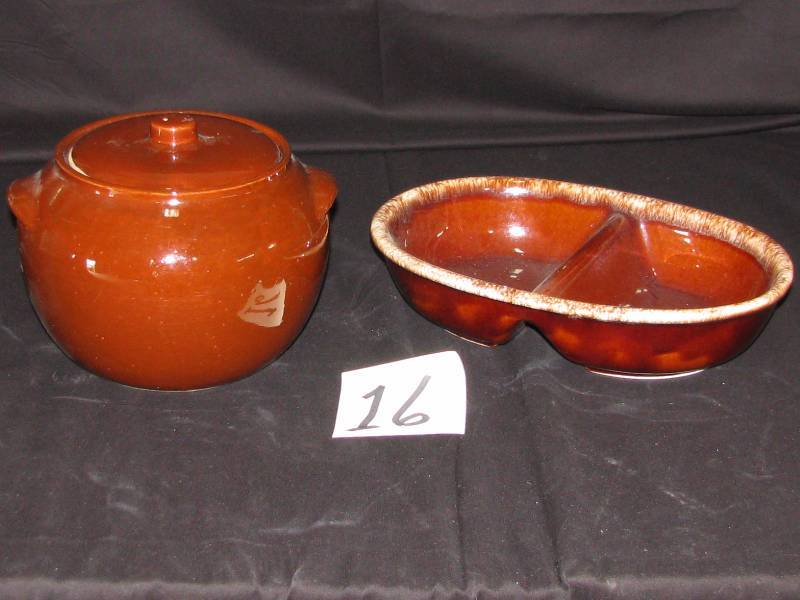 lot 16 image: Covered Bean Pot & Divided USA Bowl