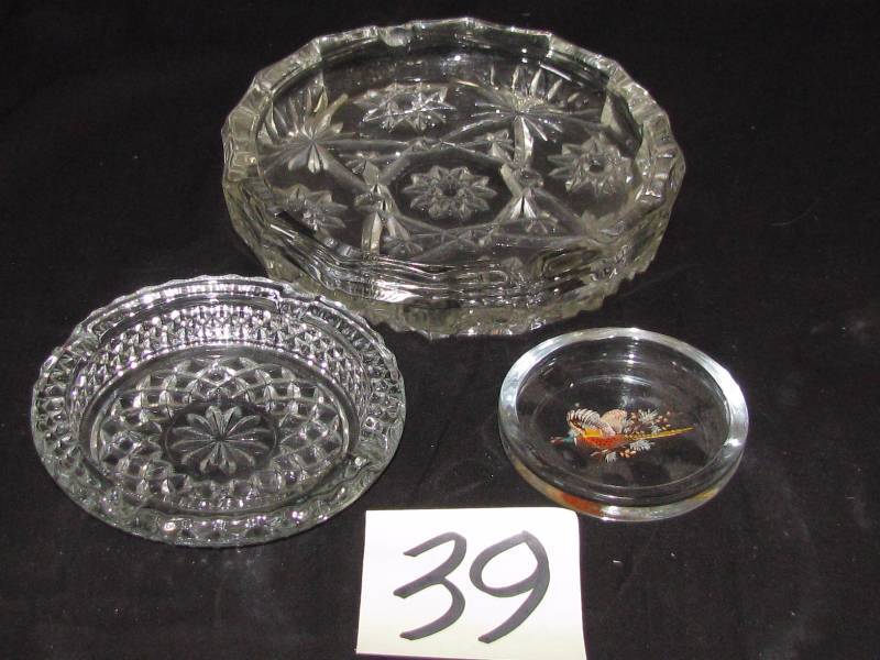 lot 39 image: Lot Of (3) Glass Ashtrays