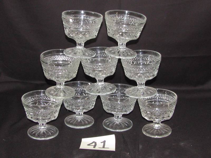 lot 41 image: Anchor Hocking Wexford Sherbets