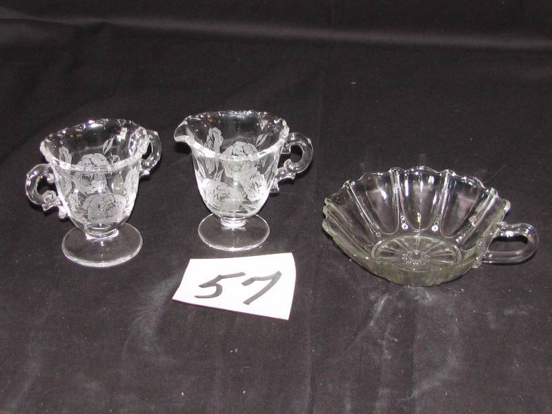 lot 57 image: Elegant Etched Cream & Sugar and Oyster Pearl Candy Dish