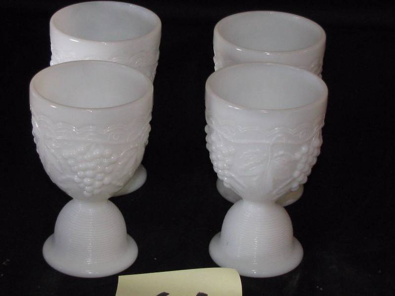 lot 64 image: Grape Pattern Milk Glass Egg Cups
