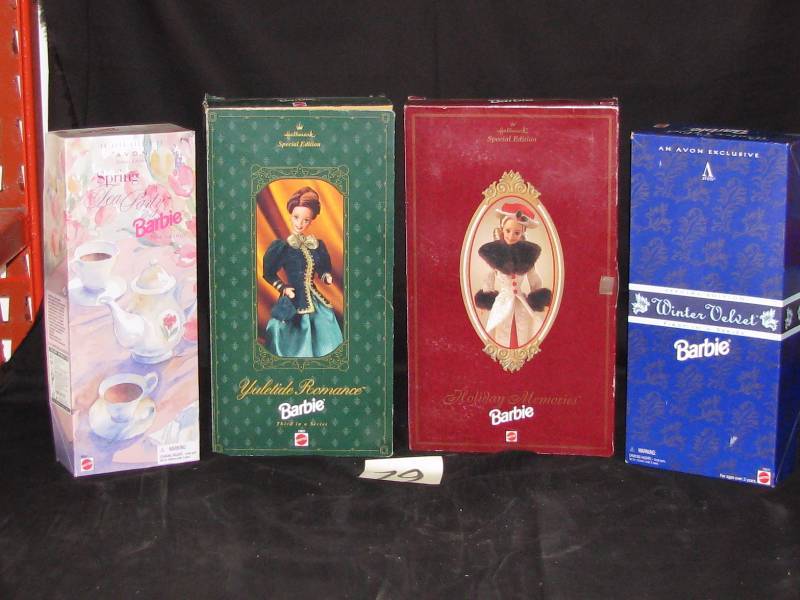 lot 79 image: Barbie Dolls