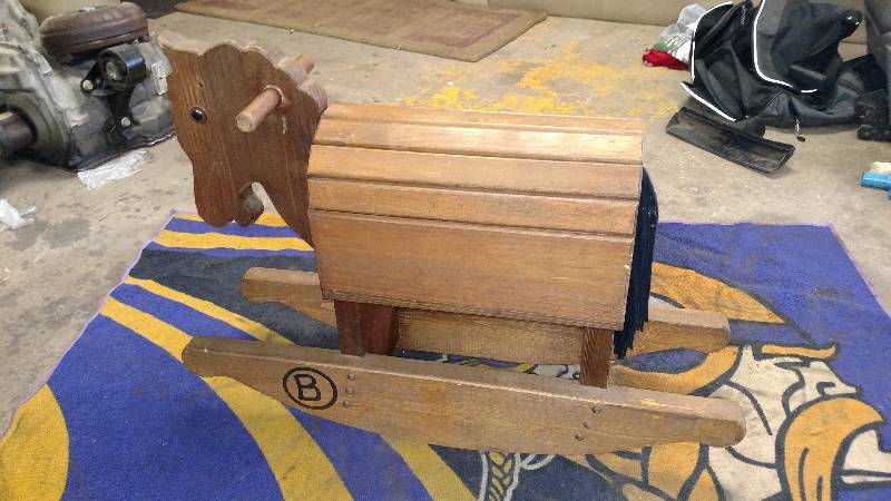 lot 6 image: Wood rocking horse