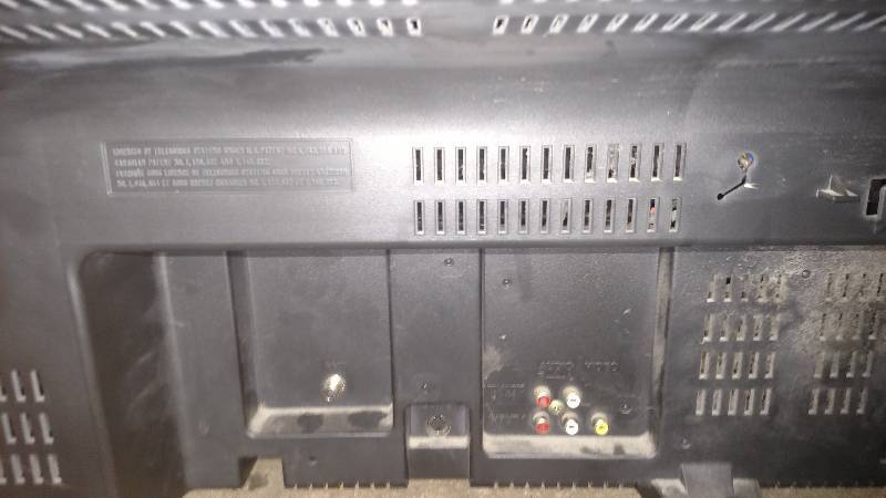 lot 16 image: 37 Panasonic CRT TV