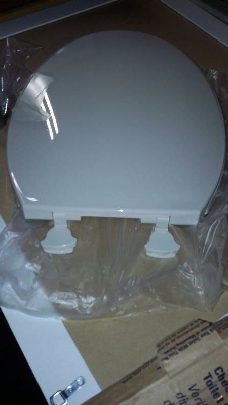 Toilet seat - elongated - biscuit color