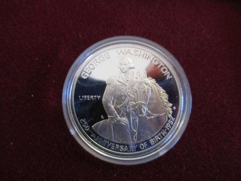 Lot #32 - 1982 Washington Commemorative Half Dollar Proof in Original US Mint Box with Certificate of Authenticity