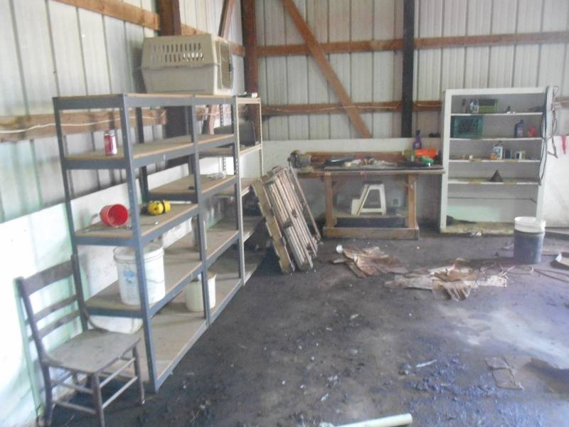 lot 5 image: Lot Of (4) Shelf Units & (1) Bench ...