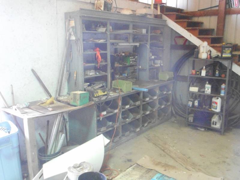 lot 9 image: Lot Of Large Wooden Work Bench & St...