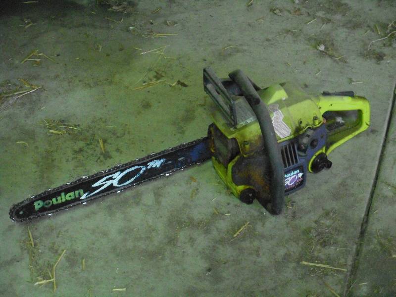 lot 29 image: Poulan 2175 Gas Chainsaw ...