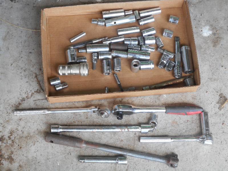 lot 50 image: Flat Of Assorted Sockets, Ratchets,...