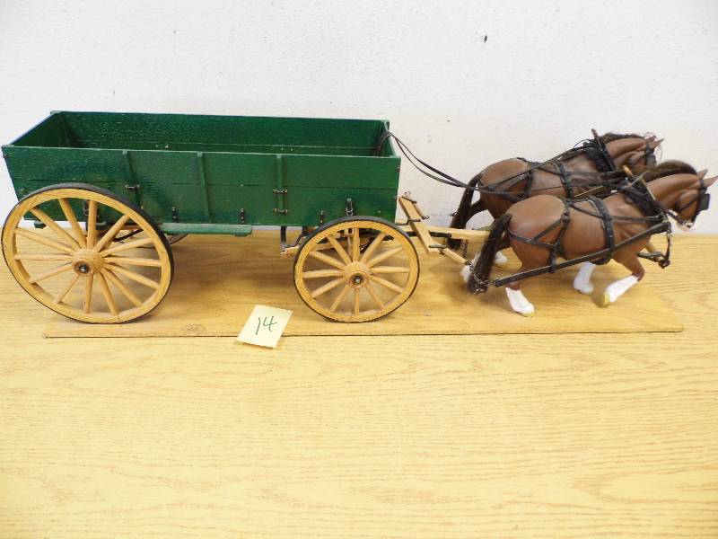 Green Wagon w Horses