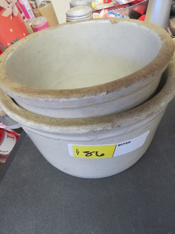 Fower pots