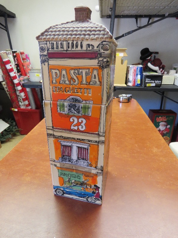 Pasta holder