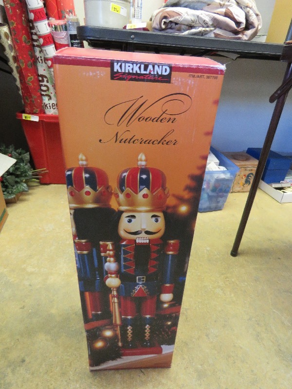 Wood Nut Cracker