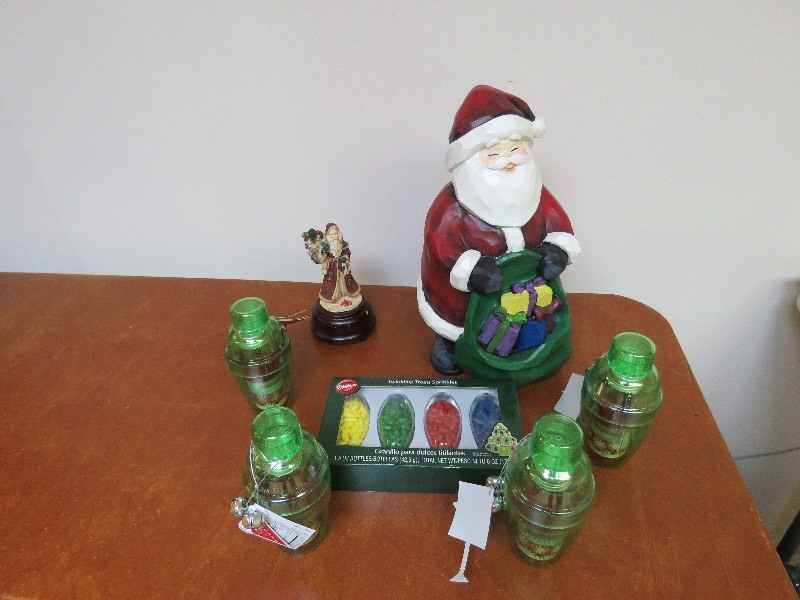 Christmas Kitchen lot
