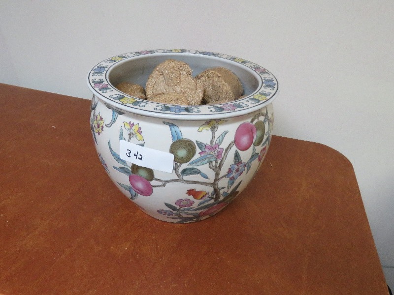Flower pot
