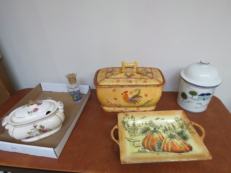 Kitchen lot