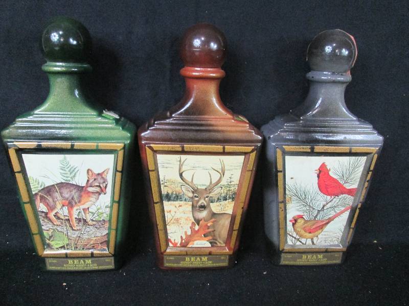lot 133 image: JIM Beam Wildlife Decanters With Artist  James Lockhart
