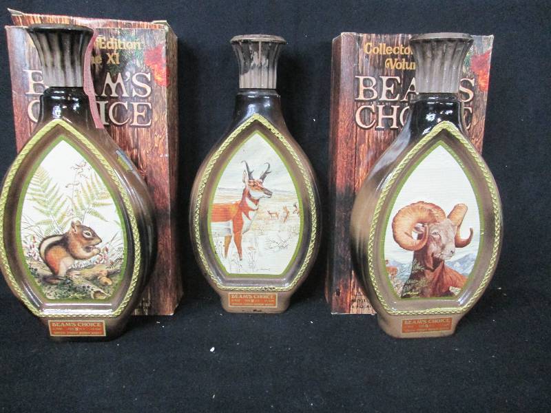 lot 135 image: JIM Beam Wildlife Decanters With Artist  James Lockhart