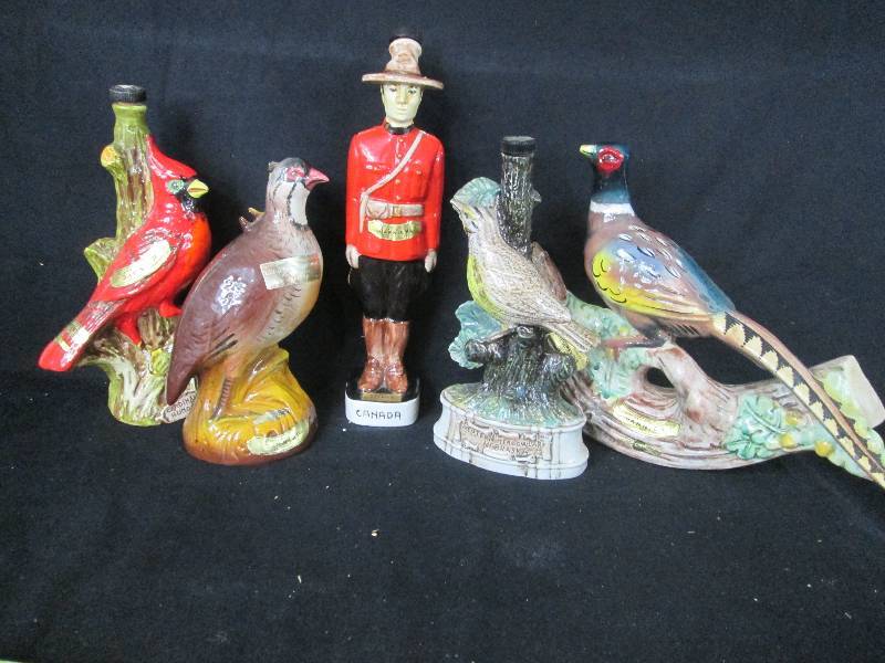 lot 147 image: Old Crow & Yellowstone Decanters