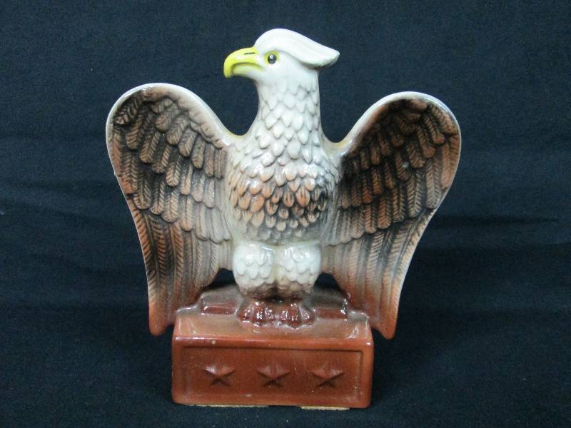 lot 10 image: Vintage Porcelain Eagle Bank