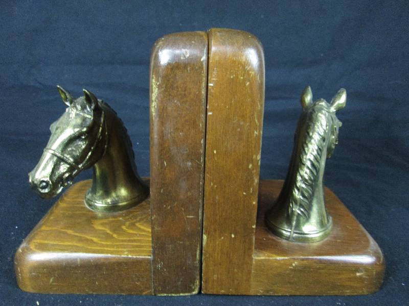 lot 31 image: Brass HORSE Head Bookends
