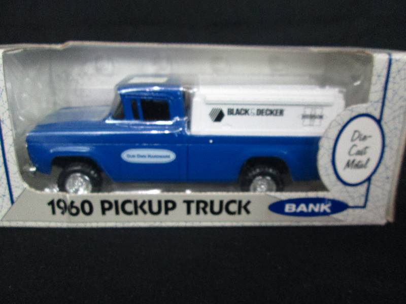 lot 55 image: Ertl Die Cast Coin Bank 1960 Ford