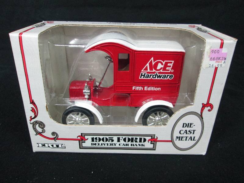 lot 59 image: Ertl Die Cast Coin Bank 1905 Ford