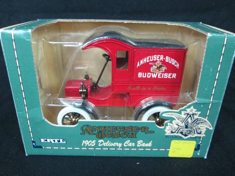 lot 62 image: Ertl Die Cast Coin Bank 1905 Ford Anheuser- Busch