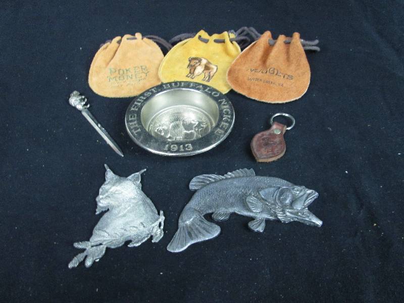 lot 74 image: Souvenir Leather Pouches