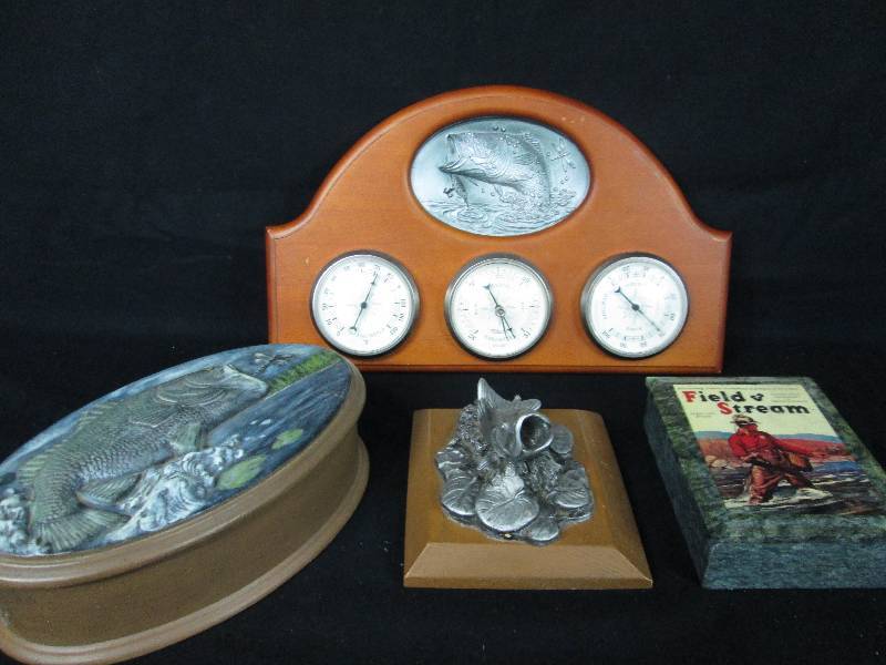lot 81 image: Weather Station & Trinket Boxes