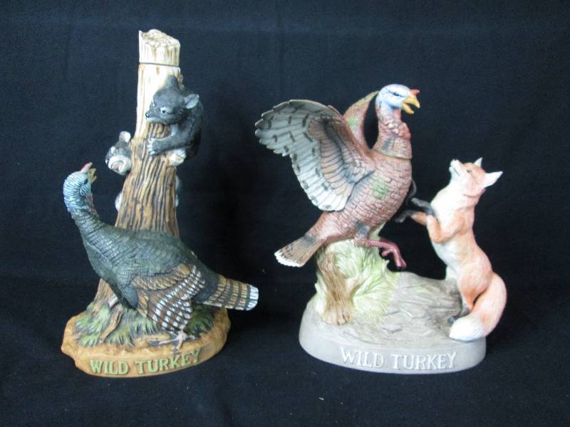 lot 94 image: Wild Turkey Whiskey Decanters Bear Cubs & Fox