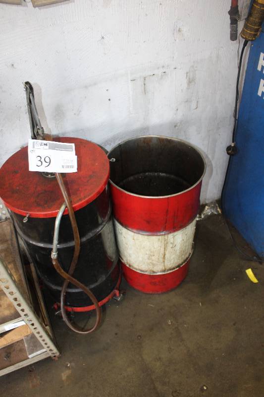 lot 39 image: 80w90 Gear Lube Barrel on Wheel Cart with Manual Hand Pump.