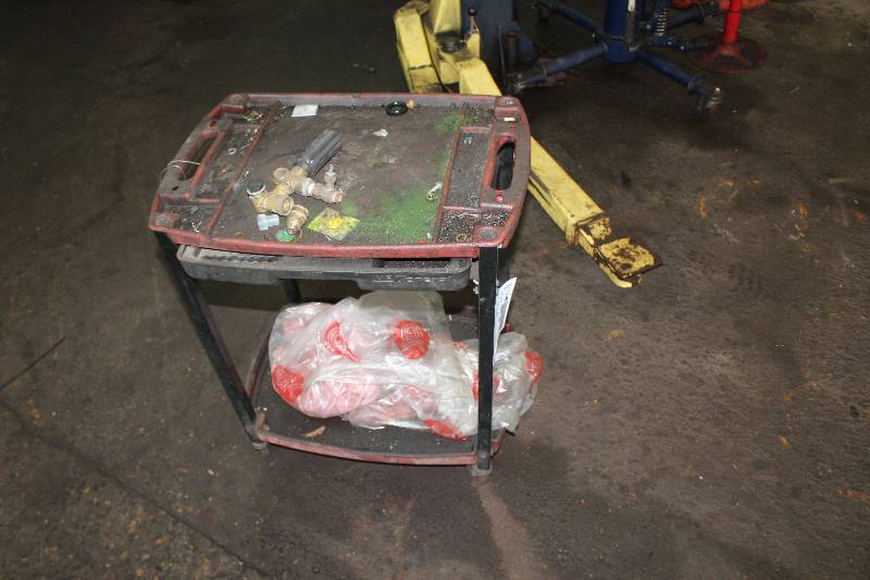 lot 71 image: 4-Wheel Utility Cart