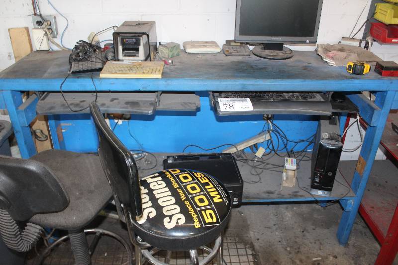 lot 78 image: Counter w 2-Chairs & Oil Change Sticker Printer