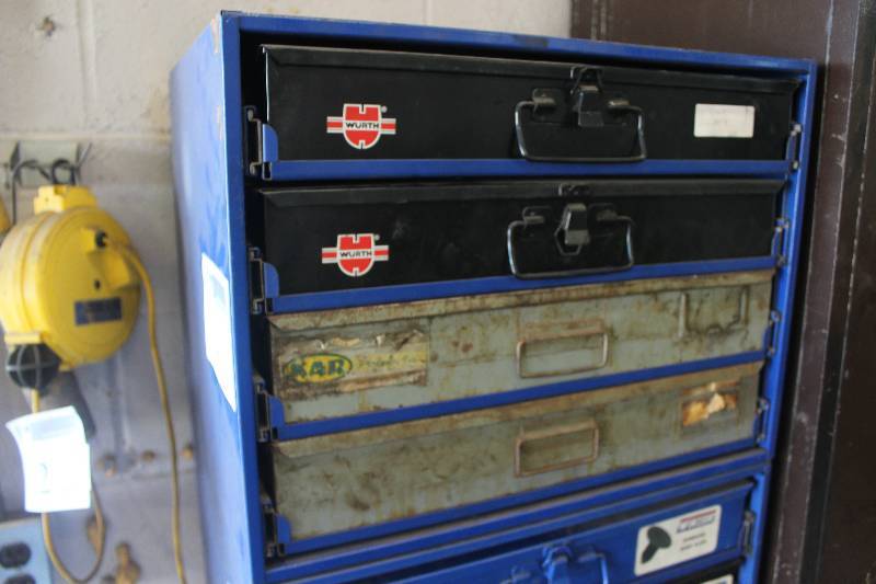 lot 114 image: 6-Drawer Organizer Cabinet